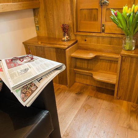 Hotel Narrowboat Puzzle Ely Esterno foto