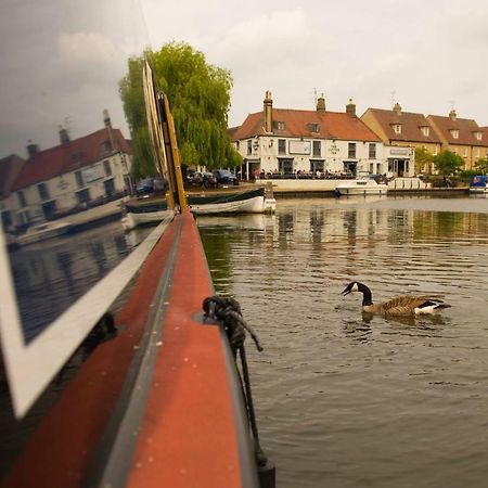 Hotel Narrowboat Puzzle Ely Esterno foto