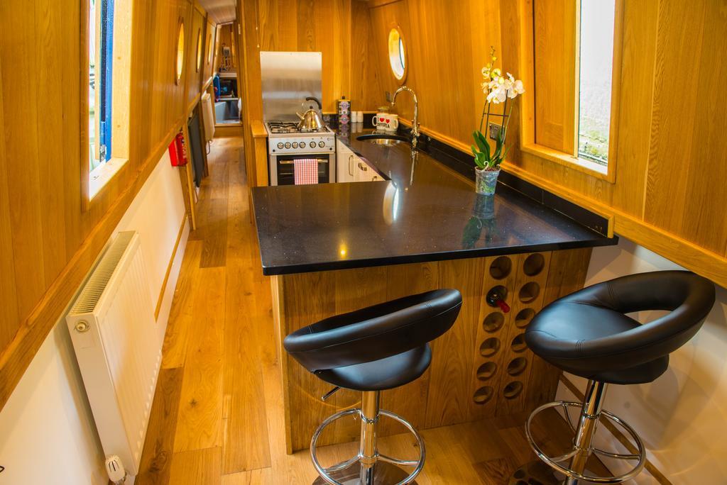 Hotel Narrowboat Puzzle Ely Esterno foto